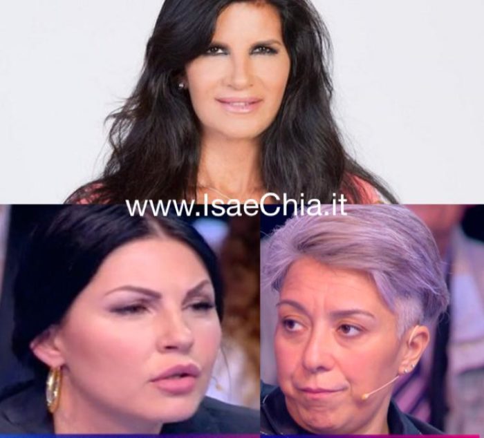 ‘Live – Non è la D’Urso’, caso Pamela Prati: spuntano altre testimonianze choc, perizia sulla telefonata di Mark Caltagirone. Eliana Michelazzo e la showgirl sui social replicano così (Video) preview