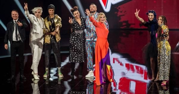 ‘The Voice of Italy 6’, settima puntata: ai Knock Out decretati i quattro talenti che martedì si giocheranno la finale