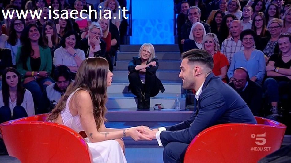 ‘Uomini e Donne’, ecco i dati d’ascolto della scelta di Angela Nasti! article-post