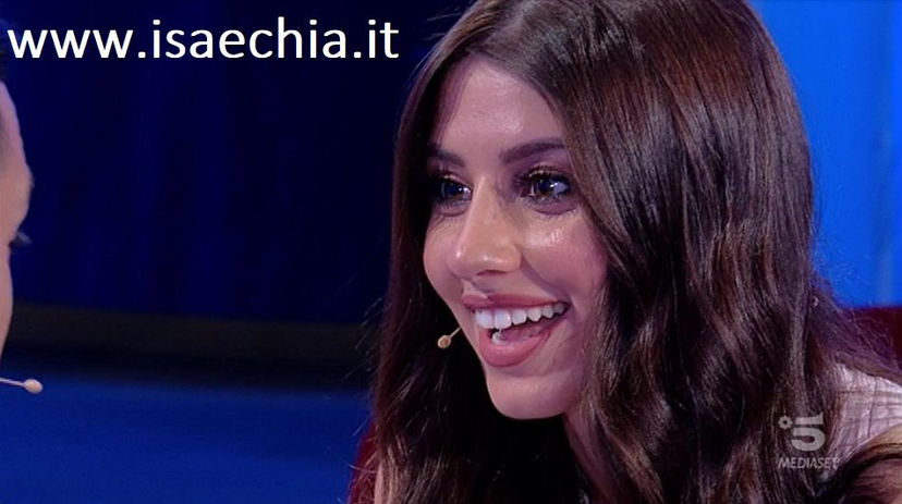‘Uomini e Donne’, Angela Nasti risponde a chi dubita del suo rapporto con Alessio Campoli: le sue parole preview