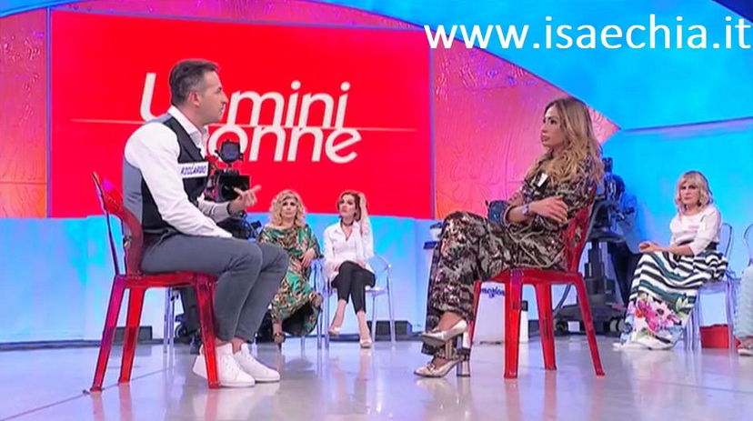 ‘Uomini e Donne’: l’opinione di Chia sulla puntata del Trono over del 27/05/19 preview