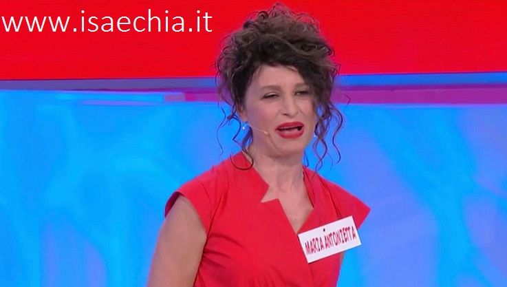 ‘Uomini e Donne’: l’opinione di Isa sulla puntata del Trono over del 7/05/19 article-post