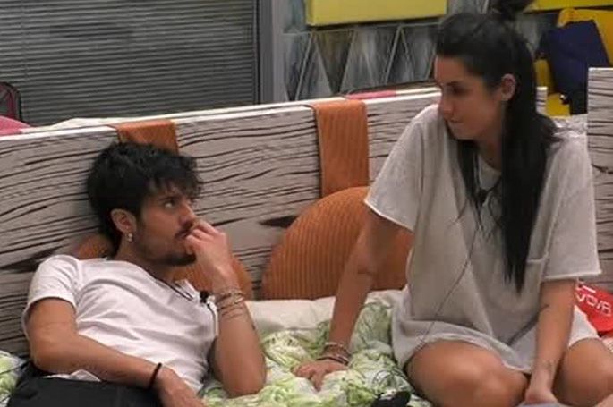 ‘Gf 16’, Valentina Vignali e Gaetano Arena fanno delle pesanti insinuazioni sui risultati dei televoti! (Video) preview