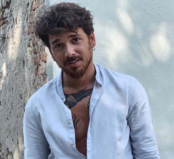 ‘Uomini e Donne’, Andrea Cerioli risponde ai fan: “Arianna Cirrincione? La risceglierei altre mille volte!”. E a proposito di Giulia Cavaglià e Manuel Galiano… preview