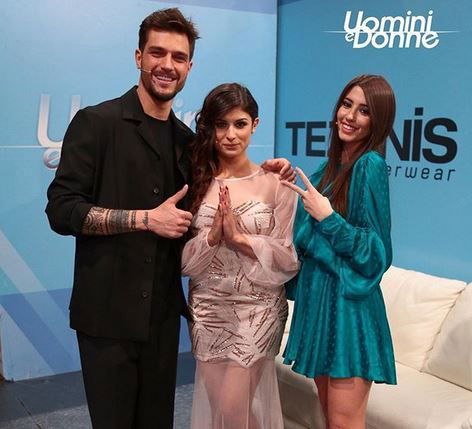 ‘Uomini e Donne’, Angela Nasti, Andrea Zelletta e Giulia Cavaglià tornano sui social: ecco i loro primi messaggi! preview