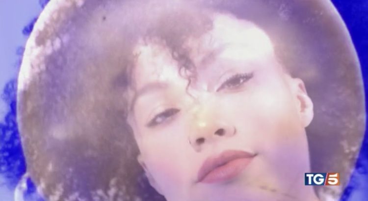 ‘Amici 18’, Valentina Vernia tra i protagonisti del videoclip di Loredana Bertè! (Video) preview