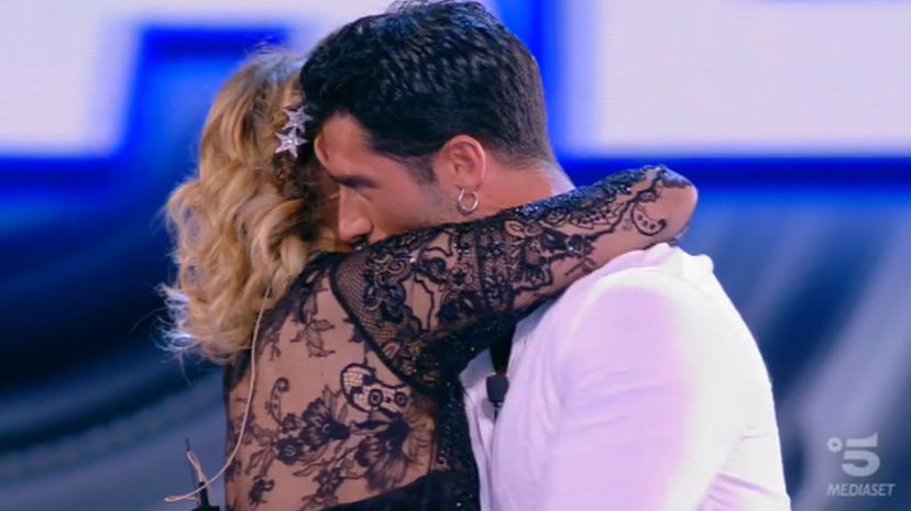 ‘Gf 16’, la semifinale: Francesca De Andrè ancora al centro delle polemiche si scontra duramente con Gennaro Lillio, eliminati Kikò Nalli, Valentina Vignali e Michael Terlizzi preview