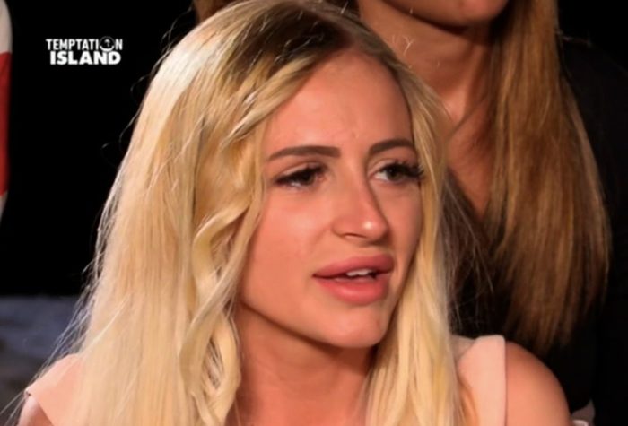 ‘Temptation Island 6’, ecco come era Katia Fanelli prima dei ritocchini estetici! (foto) article-post