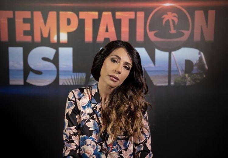 ‘Temptation Island 6’, Raffaella Mennoia svela retroscena e anticipazioni delle prossime puntate, racconta come avviene la selezione delle coppie e torna a parlare del Sara Affi Fella gate