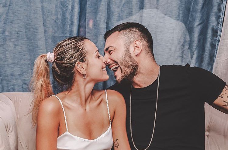 ‘Uomini e Donne’, Lorenzo Riccardi e Claudia Dionigi lanciano il loro singolo: ecco il videoclip ufficiale! preview