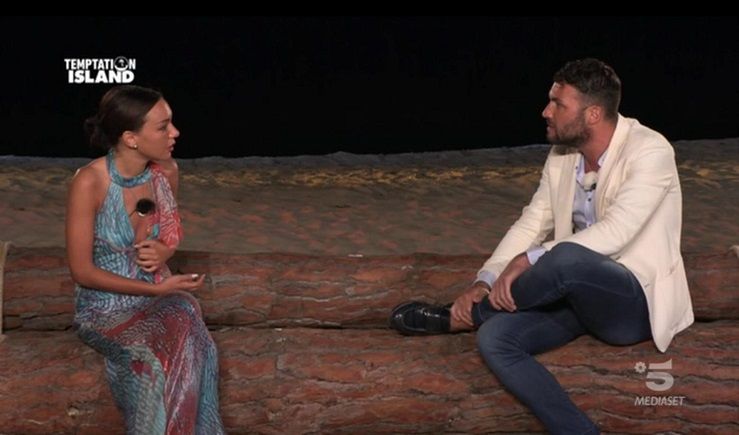 ‘Temptation Island 6’, ecco le parole di Andrea Filomena e Jessica Battistello subito dopo il falò che ha decretato la fine della loro storia! article-post