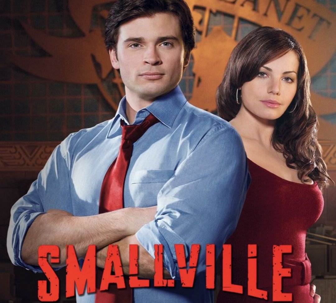 ‘Smallville’, Tom Welling e Erica Durance dopo 8 anni di nuovo nei panni di Clark Kent e Lois Lane: ecco un quale famosissimo telefilm li rivedremo!