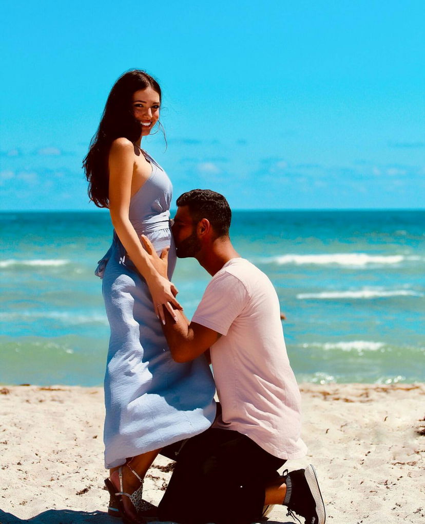 ‘Uomini e Donne’, Federico Gregucci e Clarissa Marchese annunciano: “Presto saremo in tre!” preview