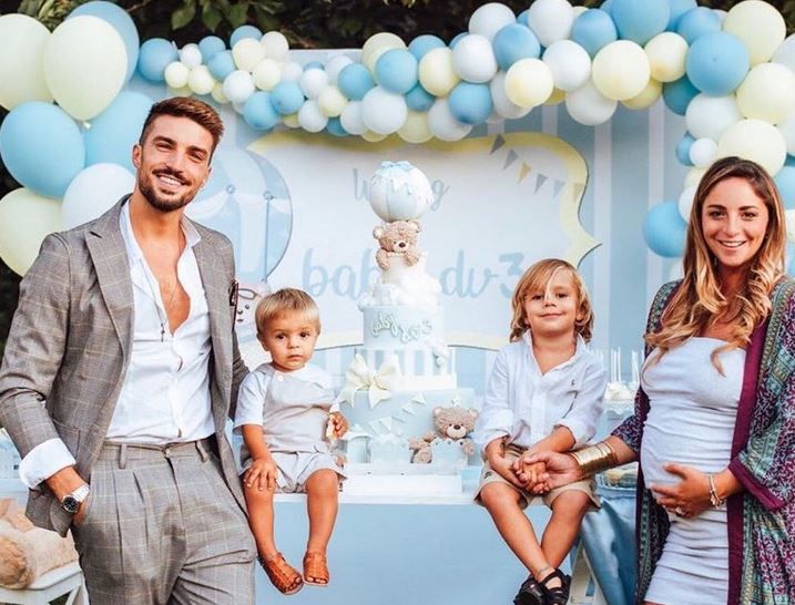 Mariano Di Vaio papà tris: ecco il nome scelto dalla coppia! preview