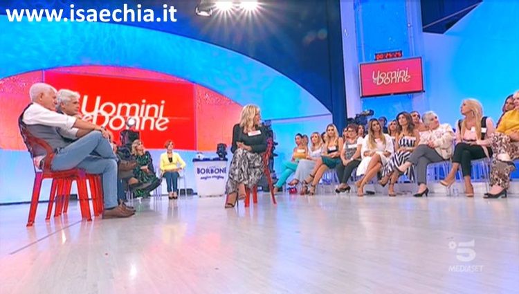 ‘Uomini e Donne’: l’opinione di Chia sulla puntata del Trono over del 30/09/19 preview