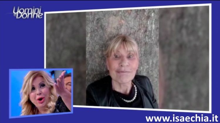 ‘Uomini e Donne’: l’opinione di Chia sulla puntata del Trono over del 16/09/19 preview