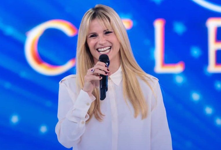 ‘Amici Celebrities’, senza Maria De Filippi precipitano i dati di ascolto della quarta puntata! article-post