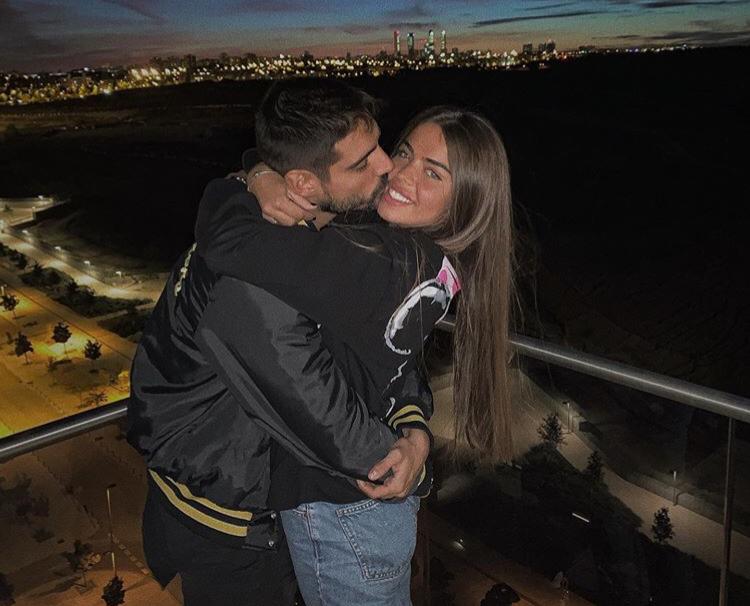 ‘Supervivientes’, un’importante novità nella vita di Fabio Colloricchio e della fidanzata Violeta Mangrinan! preview