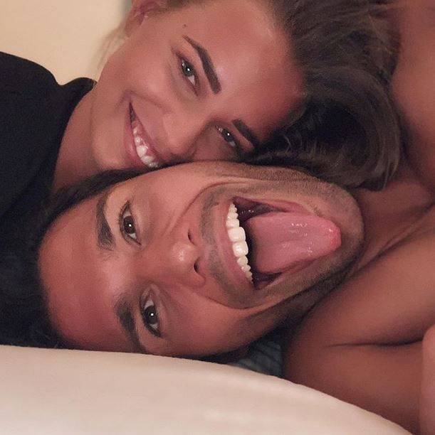 ‘Gf Vip 2’, Luca Onestini e Ivana Mrazova in crisi? ‘Chi’ lancia l’indiscrezione, ma loro sui social smentiscono così! (Video) preview