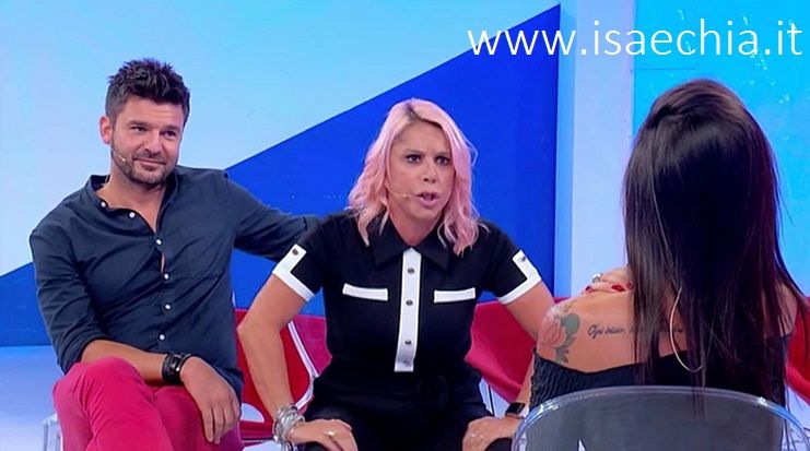 ‘Uomini e Donne’: l’opinione di Isa sulla puntata del Trono classico del 17/10/19 preview