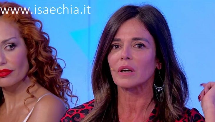‘Uomini e Donne’: l’opinione di Isa sulla puntata del Trono over del 22/10/19 preview