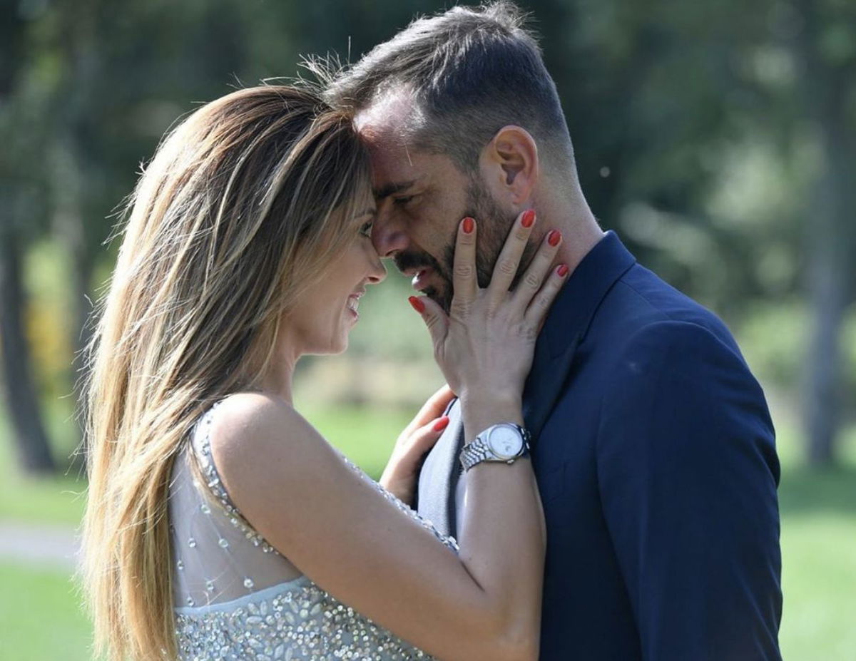 ‘Trono over’, Pamela Barretta ed Enzo Capo rilasciano la prima intervista di coppia dopo aver lasciato insieme ‘Uomini e Donne’ e parlano di… gelosia! article-post