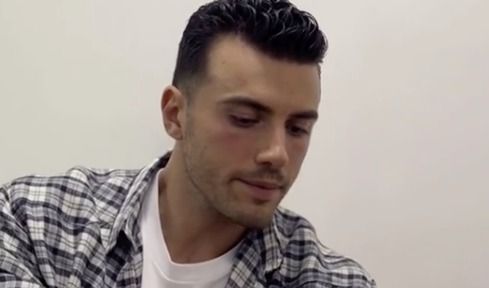 ‘Uomini e Donne’, la reazione di Alessandro Zarino dopo il ‘no’ di Veronica Burchielli! (Video) preview