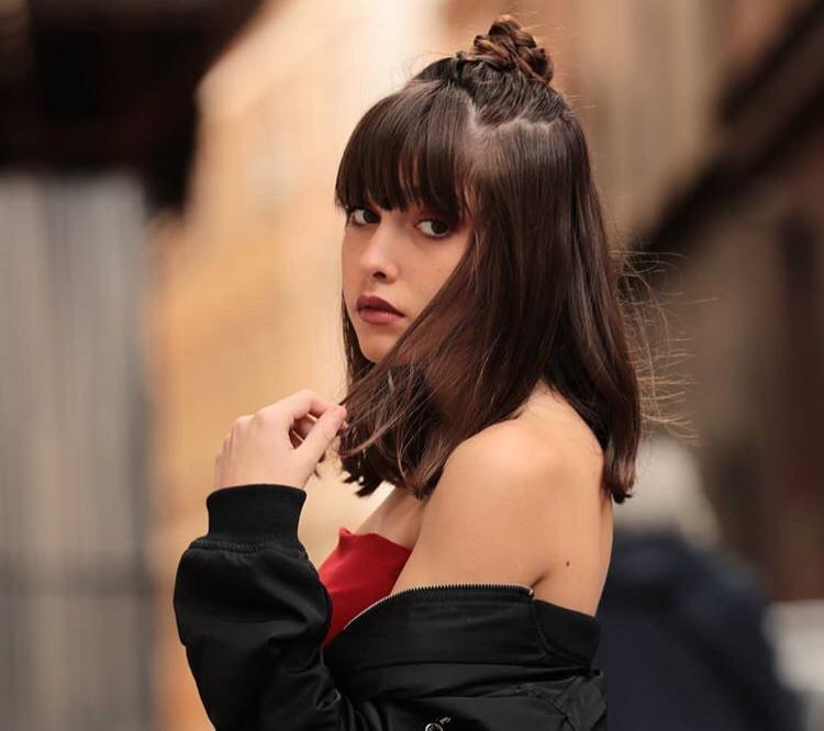 ‘Il Collegio 4’, Claudia Dorelfi rivela: “Vorrei diventare un’influencer ed entrare nel mondo della moda!”. E a proposito dei compagni con cui ha legato di più… preview