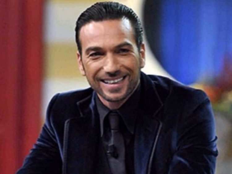 ‘Uomini e Donne’, Costantino Vitagliano racconta dell’amore per la figlia Ayla. E a proposito delle conquiste del passato… preview