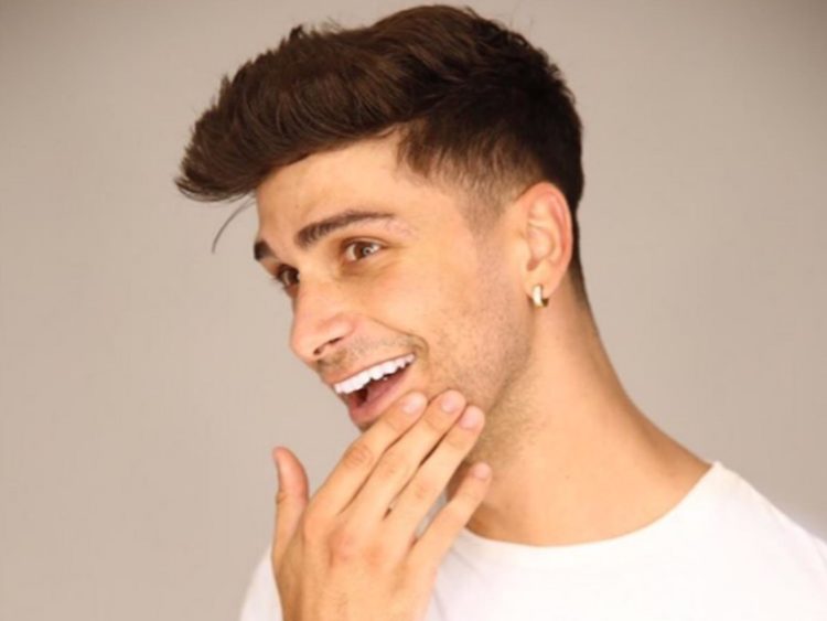 Uomini e Donne, Manuel Galiano sbotta: “Basta normalizzare l’obesità, il politicamente corretto ha rotto le pa**e!” article-post