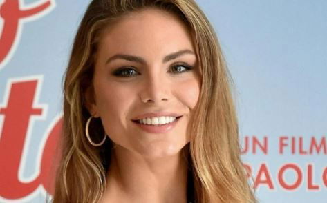 ‘L’Isola dei Famosi’, Nina Senicar è diventata mamma per la prima volta! (Video) preview