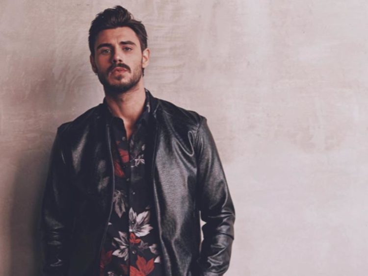 ‘Tale e Quale Show’, un noto cantante ha scritto quattro brani per Francesco Monte: l’indiscrezione di ‘Chi’ article-post