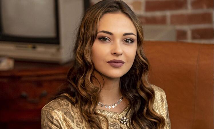 ‘Gf 16’, Martina Nasoni pronta al debutto in una webserie si racconta a ‘Vanity Fair’: “Sono assolutamente single, e non molto contenta”. E svela cosa (non) fare per conquistarla preview