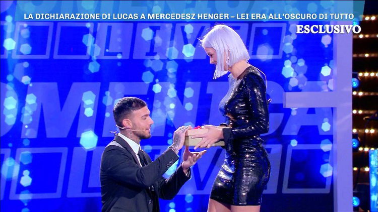 ‘Domenica Live’, Lucas Peracchi e la singolare dichiarazione d’amore a Mercedesz Henger (Video) preview