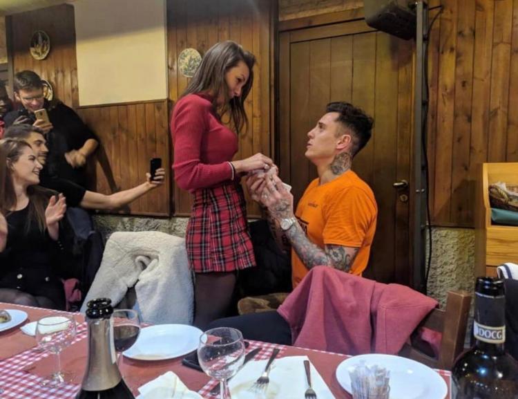 Stefano Laudoni spiazza Giorgia Crivello, la romantica proposta di matrimonio dopo un anno d’amore (Video) preview