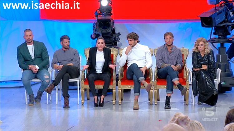 ‘Uomini e Donne’: l’opinione di Chia sulla puntata del Trono classico del 6/12/19 preview