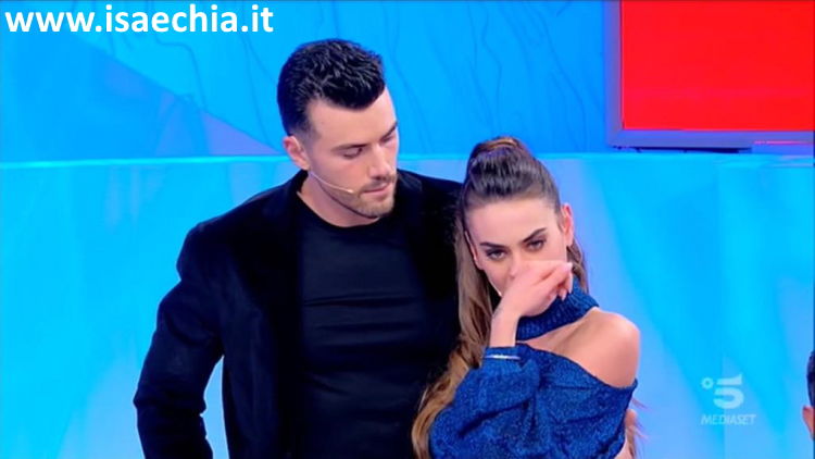 ‘Uomini e Donne’, Veronica Burchielli torna sui social dopo la fine del suo trono: le sue parole preview