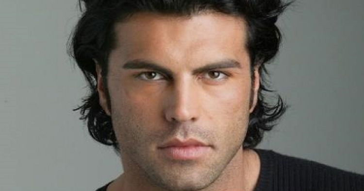 ‘Uomini e Donne’, lo storico ex tronista Karim Capuano vittima di uno scherzo de ‘Le Iene’ (Video) preview