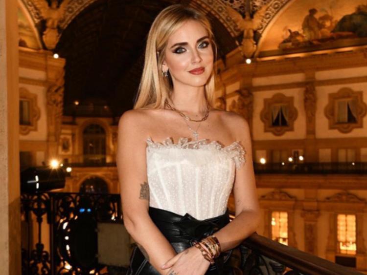 Chiara Ferragni pubblica per sbaglio le password di alcuni (discussi) profili social: l’insinuazione del web e la pronta replica dell’influencer! article-post