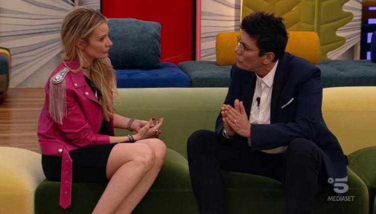 ‘Gf Vip 4’, seconda puntata: entrano gli ultimi 8 concorrenti, confronto tra Licia Nunez e la sua ex Imma Battaglia, mentre Ivan Gonzalez spiffera di un flirt passato tra due gieffini. I nominati sono… preview