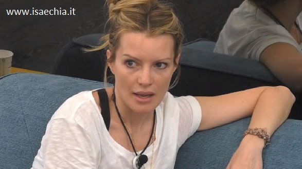 ‘Gf Vip 4’, Licia Nunez racconta un dolorosissimo episodio della sua vita e poi svela i dettagli del tradimento di Imma Battaglia con Eva Grimaldi preview