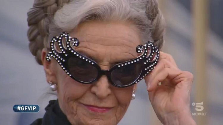 ‘Gf Vip 4’, Barbara Alberti dopo la diretta è stizzita nei riguardi di Alfonso Signorini e rivela perché ha delle remore a lasciare la Casa (Video) preview