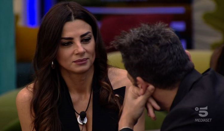 ‘Gf Vip 4’, le prime parole di Serena Enardu dopo l’incontro con Pago e l’uscita dalla Casa preview