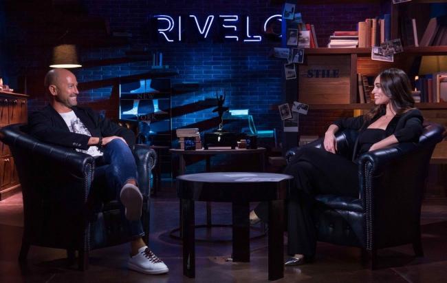 ‘Rivelo’, Stefano Bettarini sul matrimonio con Simona Ventura: ‘I tradimenti raccontati al ‘Gf Vip’ non erano stati i miei, in passato ho ingaggiato anche un investigatore privato!”. Poi si scaglia contro Gerò Carraro e svela se vorrebbe figli da Nicoletta Larini preview