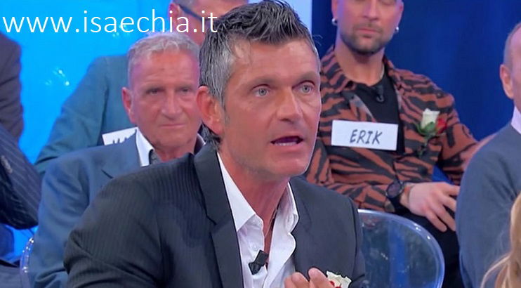 ‘Uomini e Donne’: l’opinione di Isa sulla puntata del Trono over del 29/01/20 preview