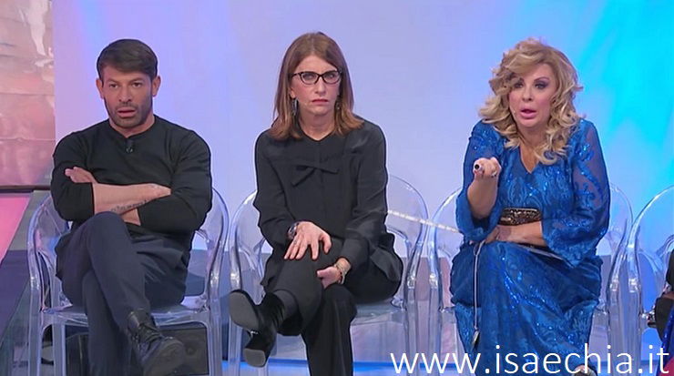 ‘Uomini e Donne’: l’opinione di Isa sulla puntata del Trono over del 21/01/20 preview