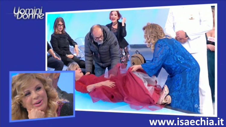 ‘Uomini e Donne’: l’opinione di Chia sulla puntata del Trono over del 22/01/20 preview