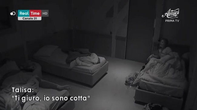 ‘Amici 19’, scatta il bacio tra Javier Rojas e Talisa Ravagnani che confessa: “Sono cotta!” (Video) preview