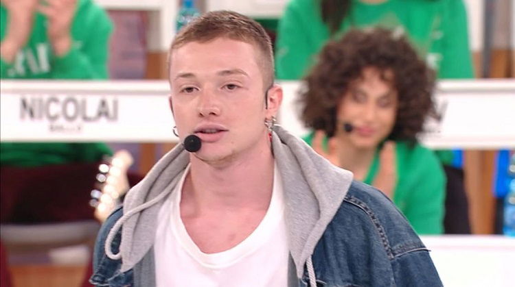 ‘Amici 19’, Federico Pietrucci costretto ad abbandonare il programma per un infortunio. Ospiti in studio Alberto Urso, Elodie, Giordana Angi e Enrico Nigiotti. Al serale accede… preview