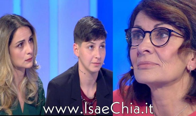 ‘C’è Posta per Te’, la retrograda chiusura di Rosa nei confronti della fidanzata di sua figlia Marcella scatena l’indignazione del web! (Video) preview